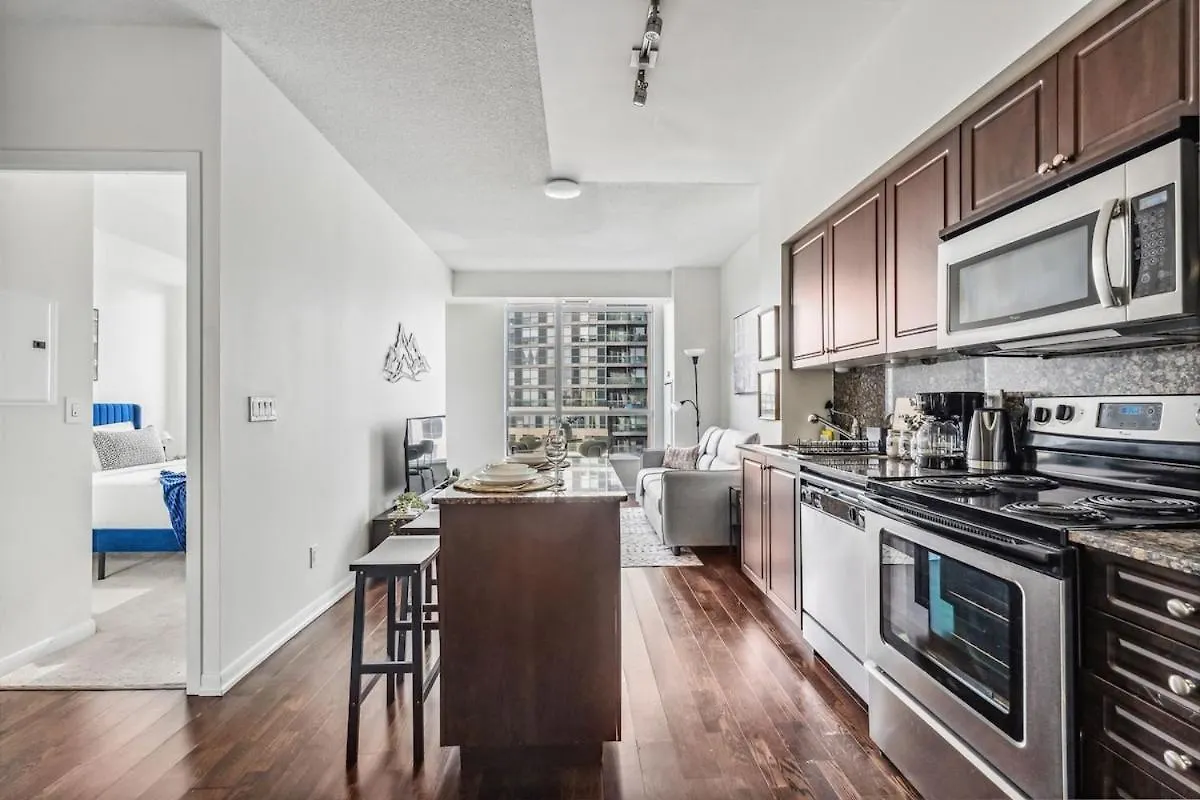 Apartamento Spacious 2Br Condo Downtown, Lakeshore, Parking Toronto Canadá