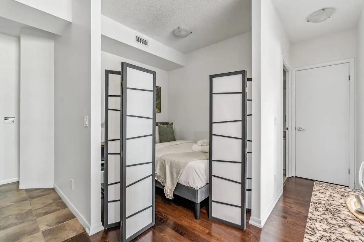 Apartamento Spacious 2Br Condo Downtown, Lakeshore, Parking Toronto